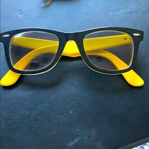 Black and yellow Rayban